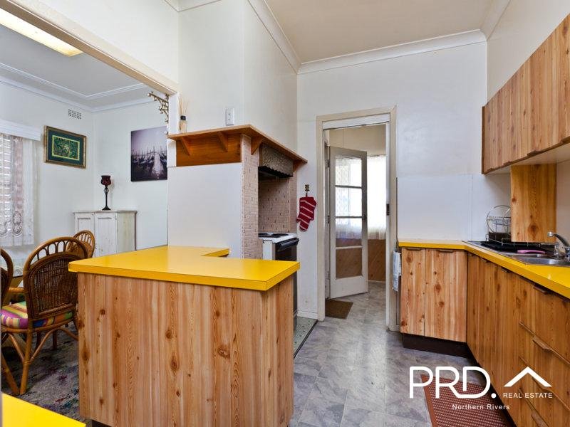 70 Avondale Avenue EAST LISMORE 4