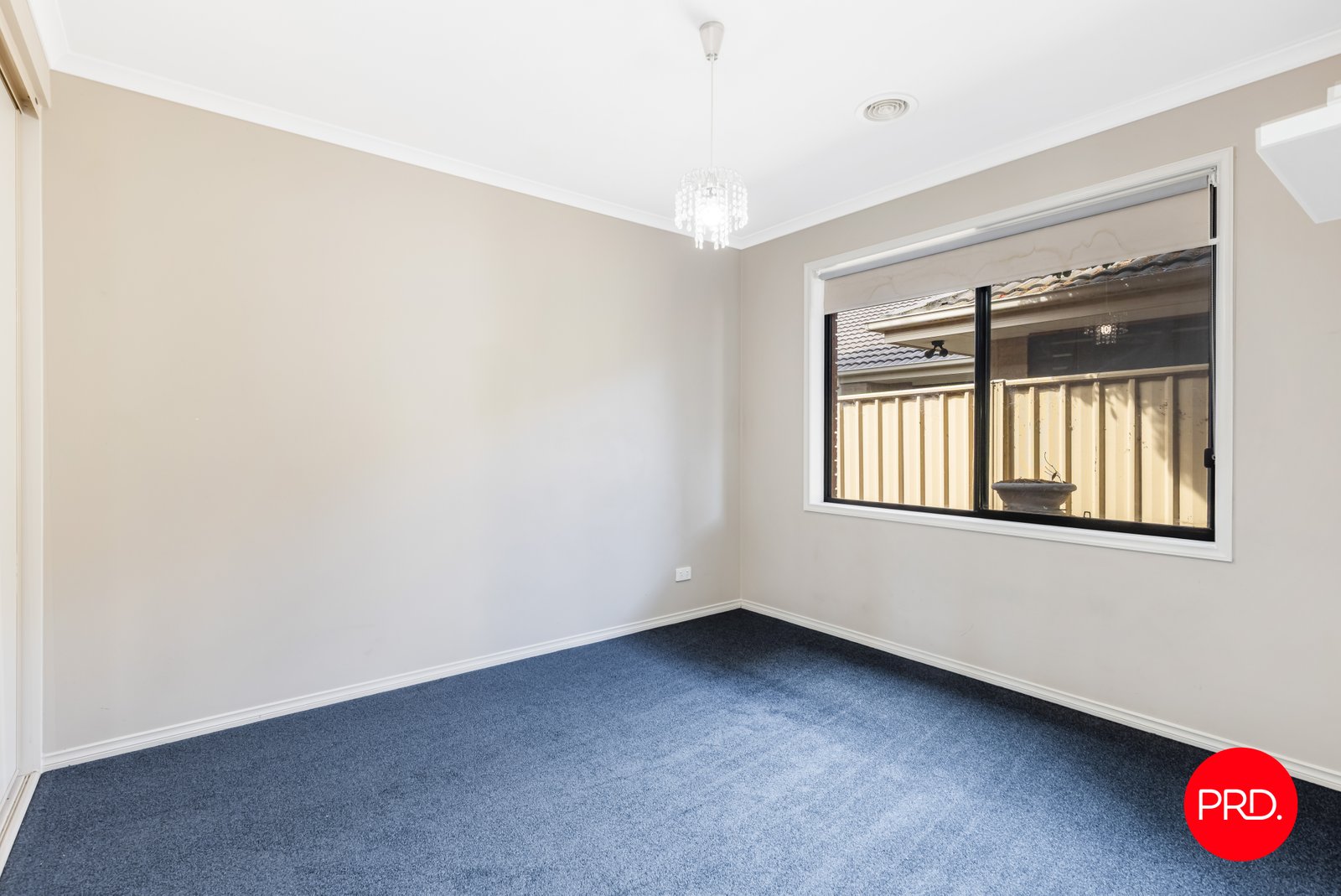 70 Bassett Drive STRATHFIELDSAYE 11