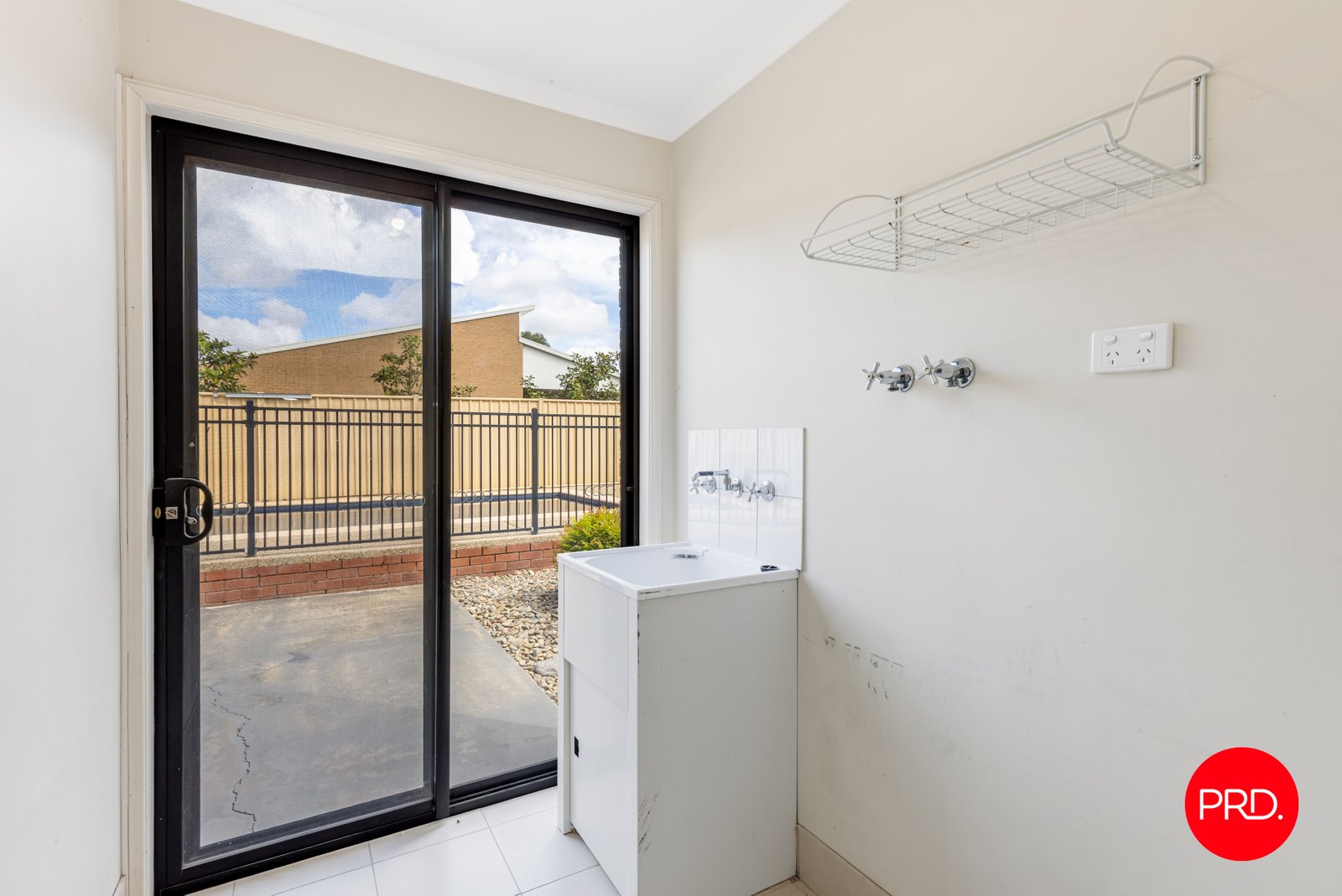 70 Bassett Drive STRATHFIELDSAYE 15