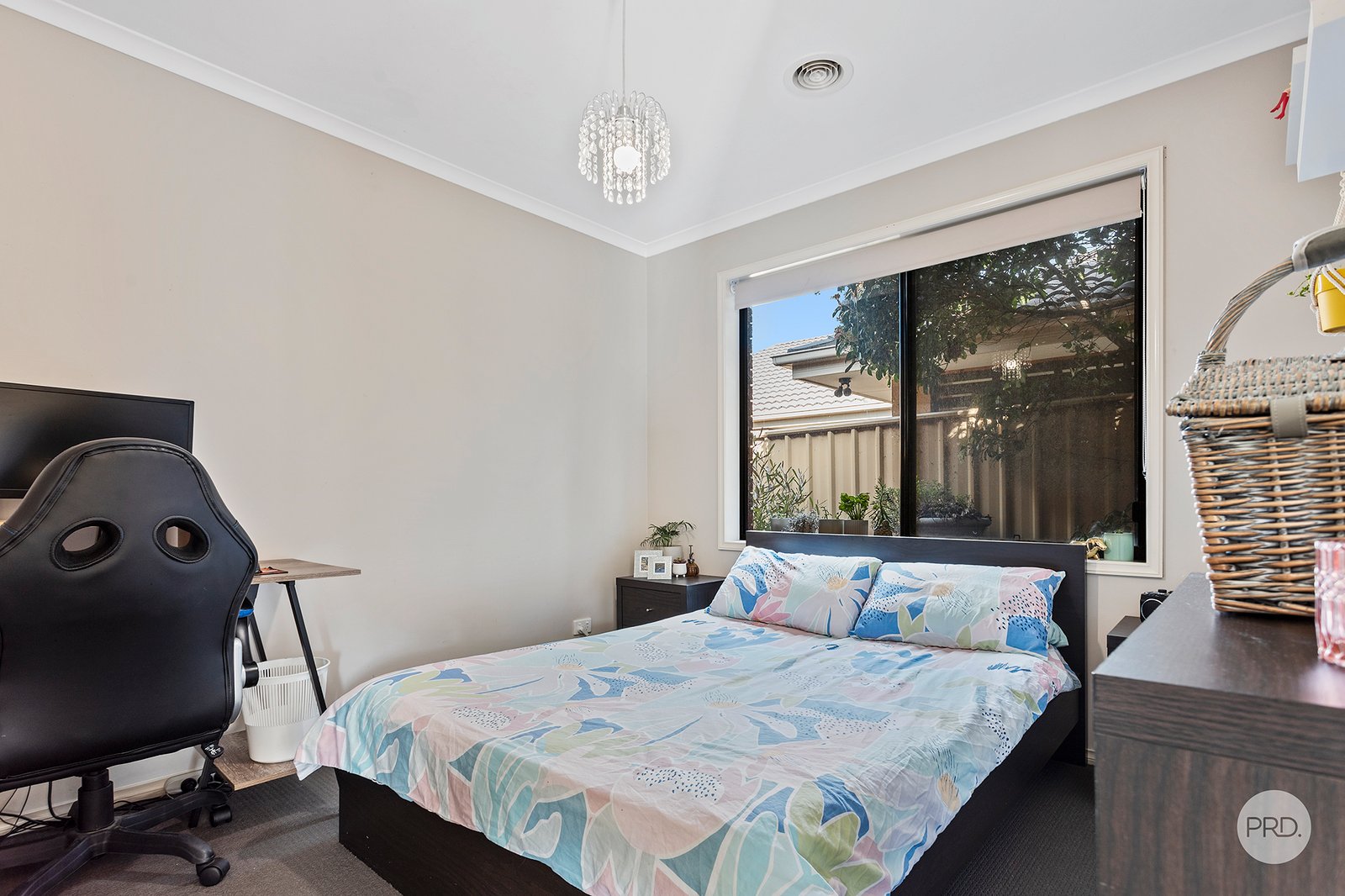 70 Bassett Drive STRATHFIELDSAYE 8