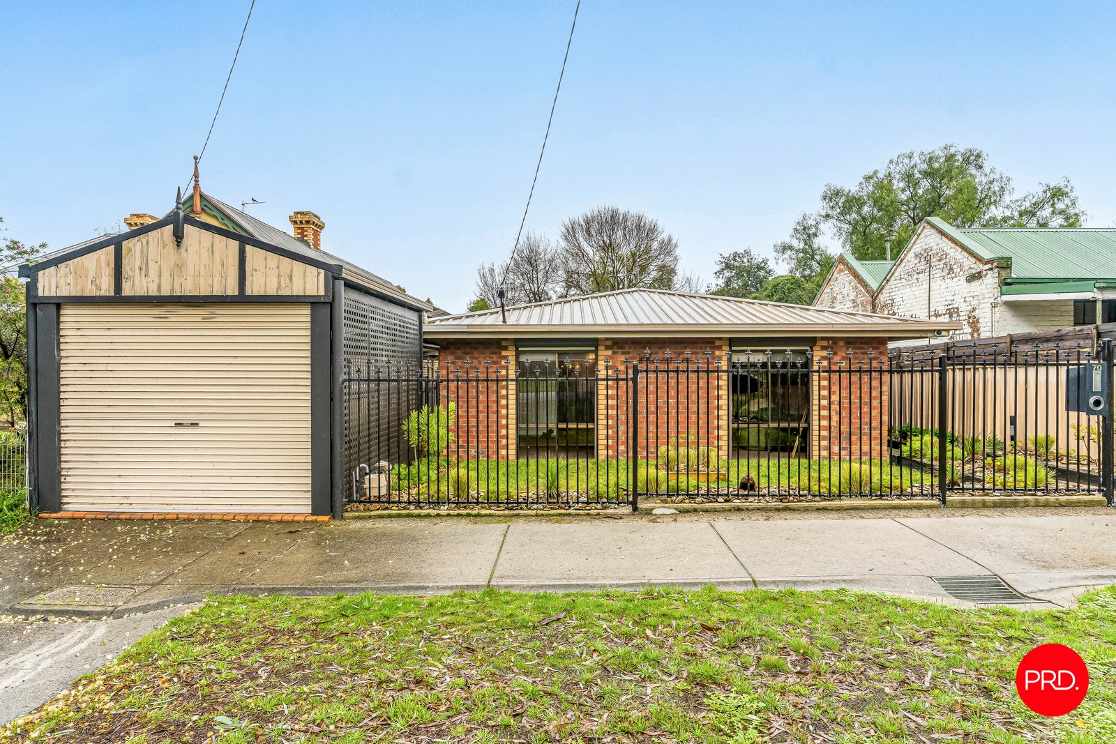 70 Bennett  LONG GULLY 1