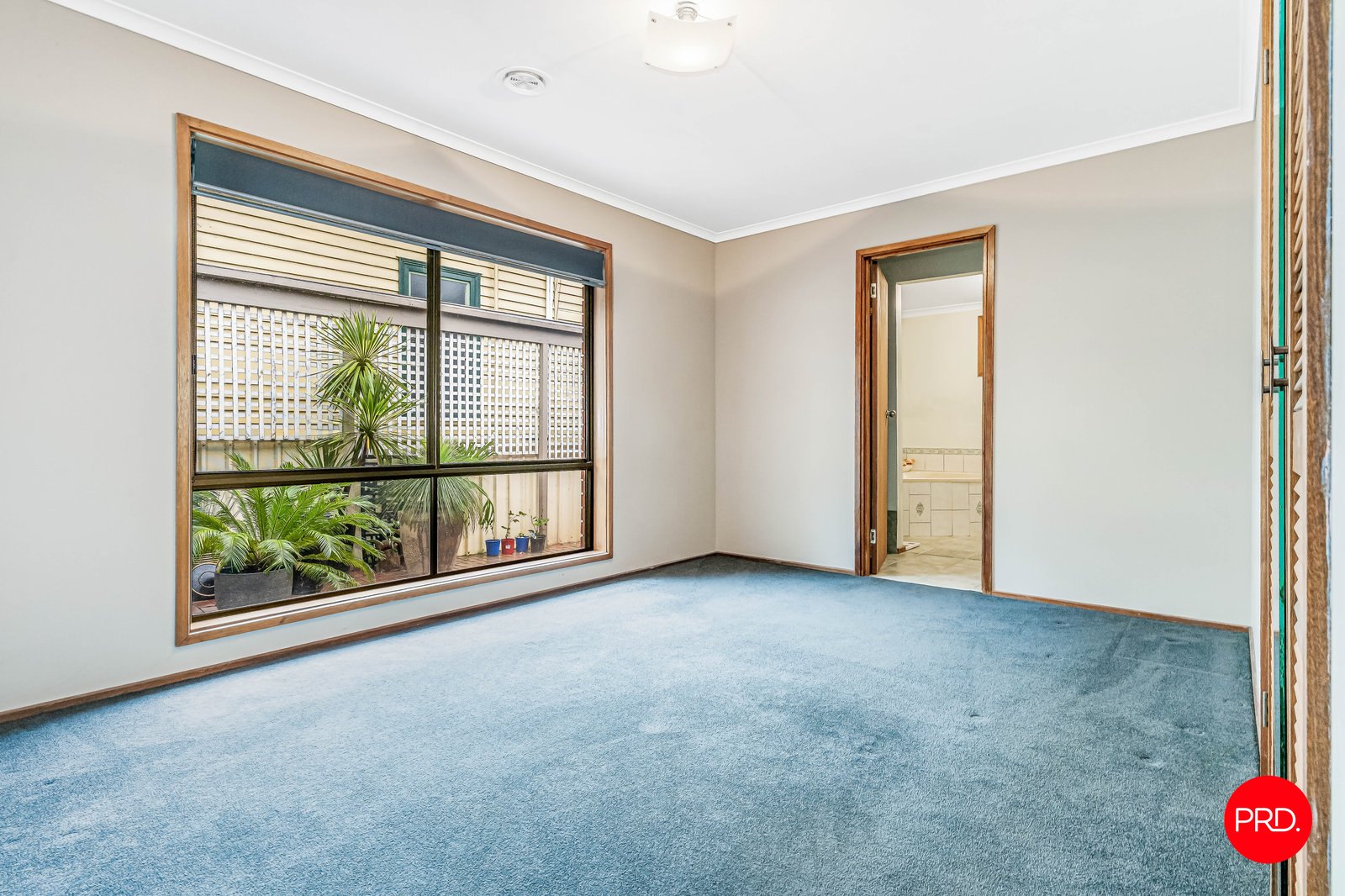 70 Bennett  LONG GULLY 17