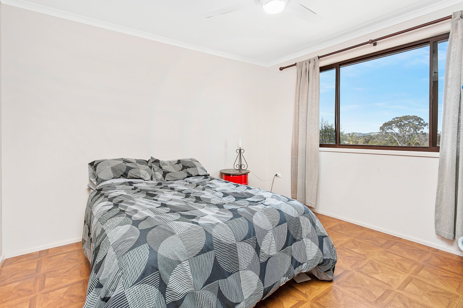 70 Bong Bong Road HORSLEY 13