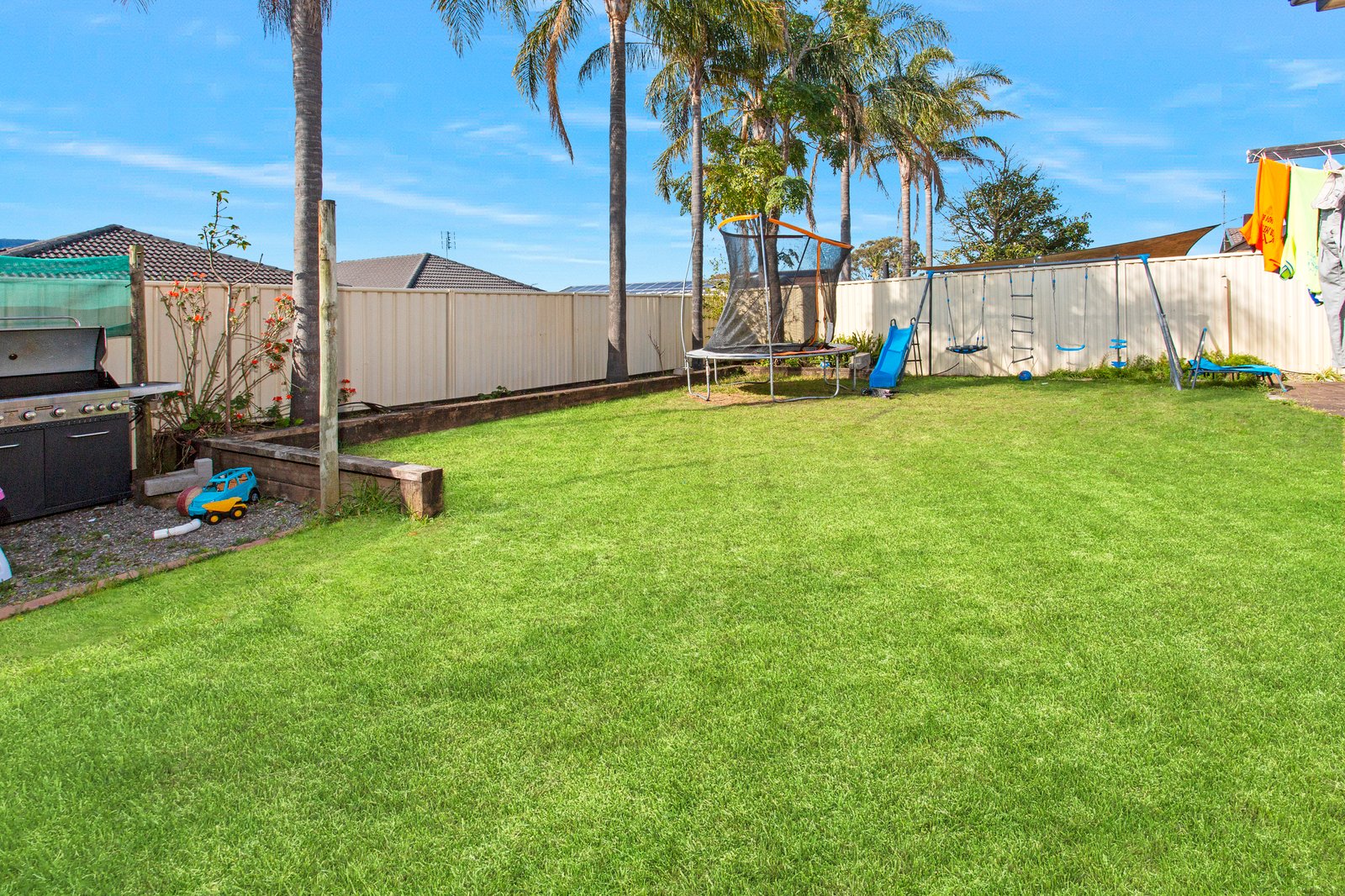 70 Bong Bong Road HORSLEY 16