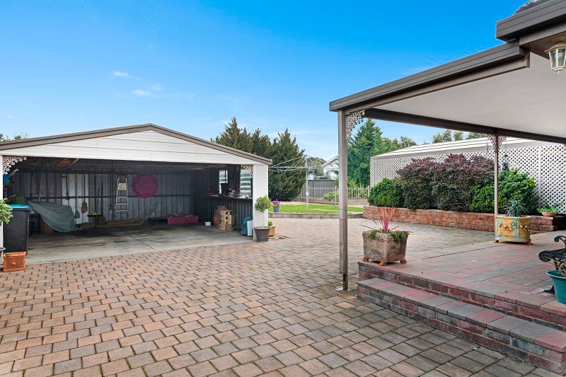 70 Bright Street CALIFORNIA GULLY 11