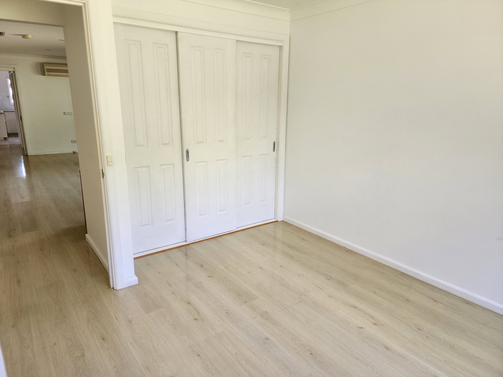 70 Carey Street TUMUT 9