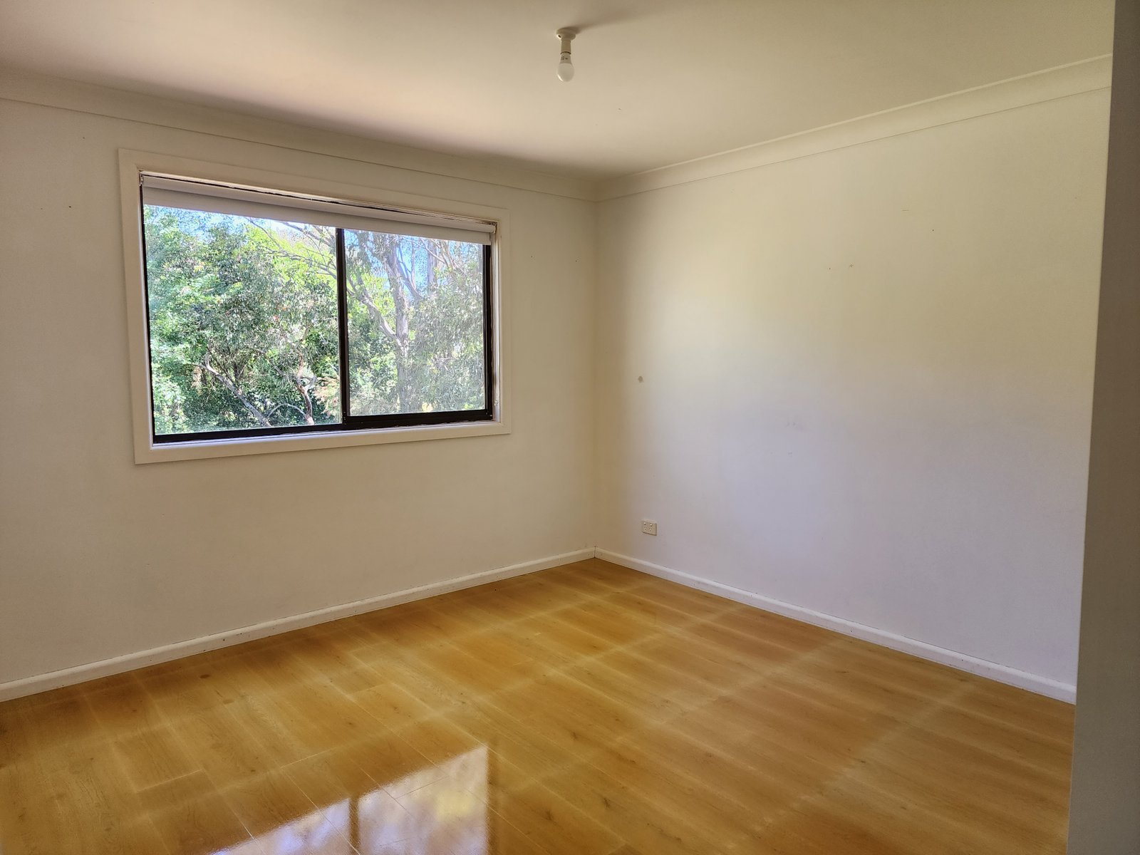 70 Carey Street TUMUT 6