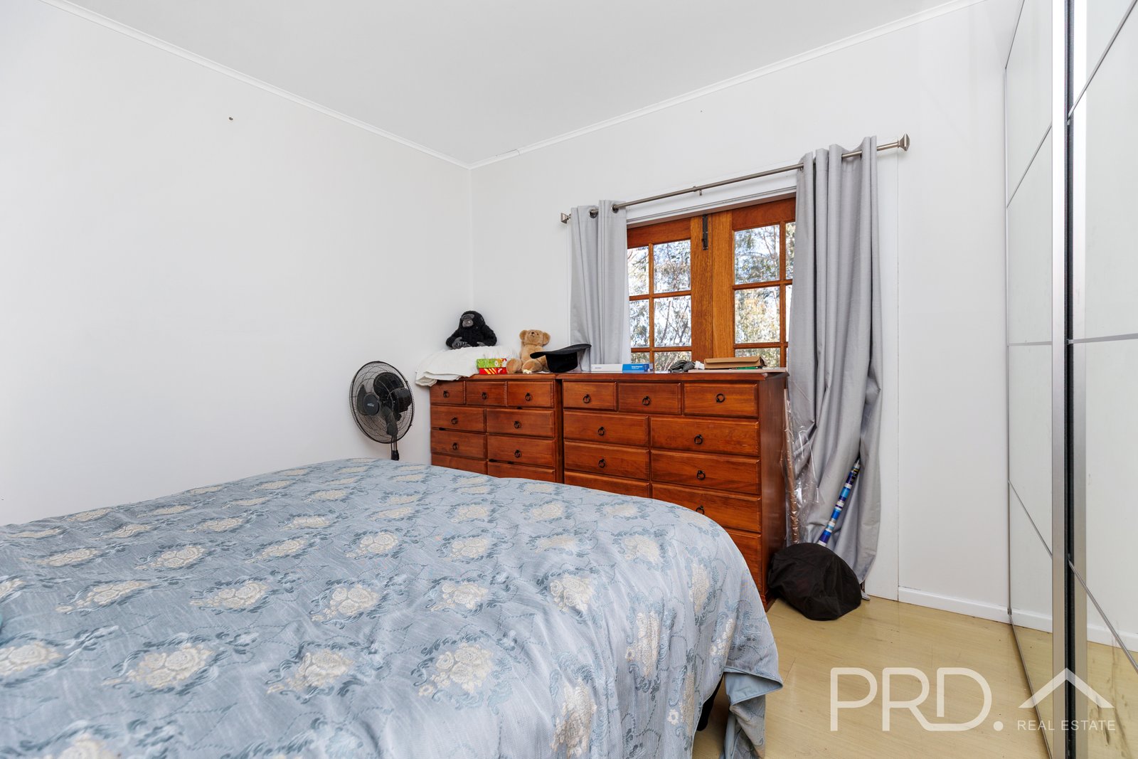 70 Carey Street TUMUT 8