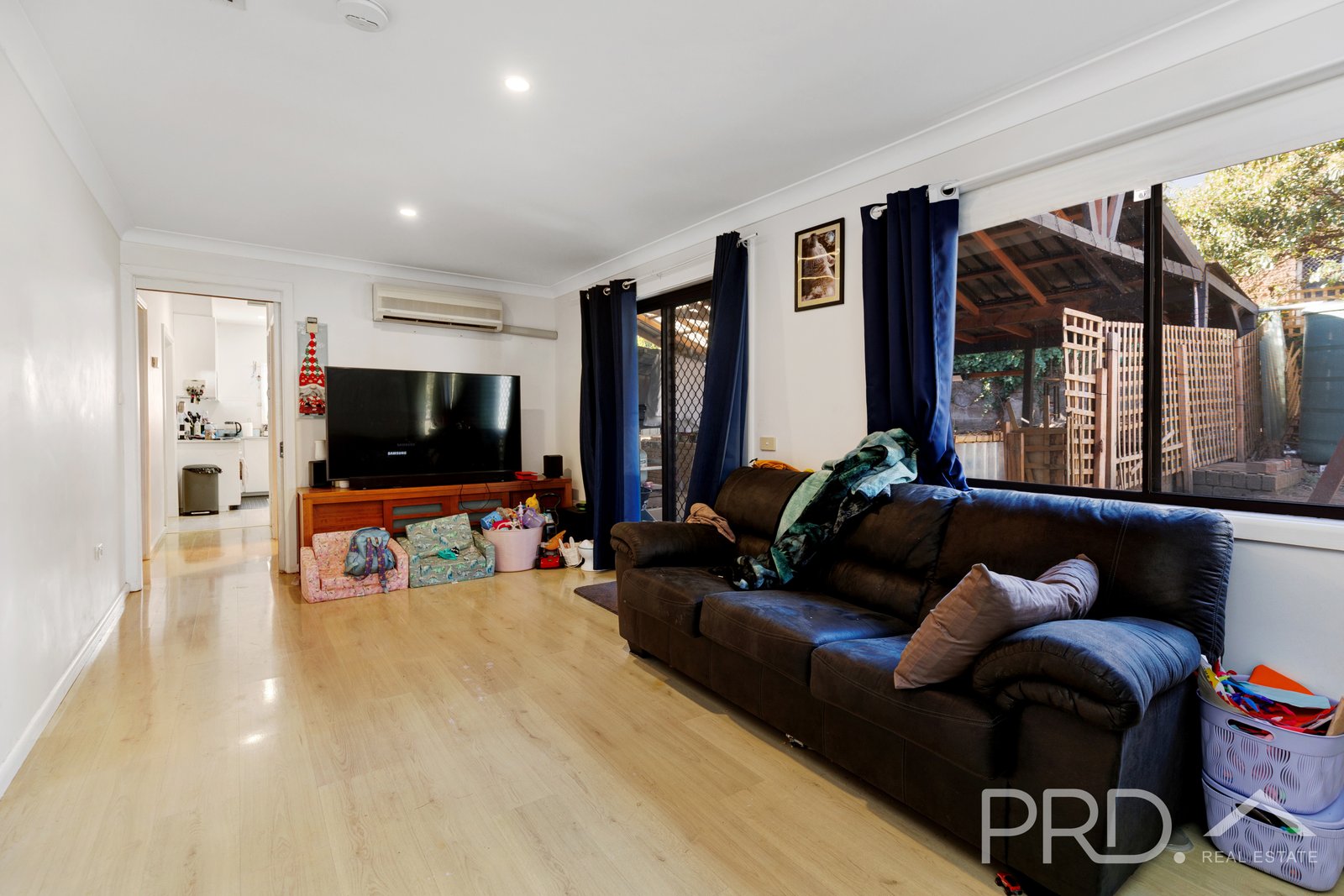 70 Carey Street TUMUT 13