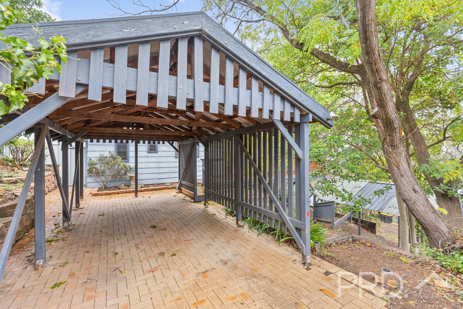 70 Carey Street TUMUT 22