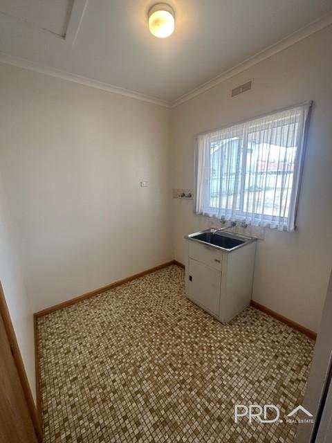 70 Chaffey Avenue MILDURA 11