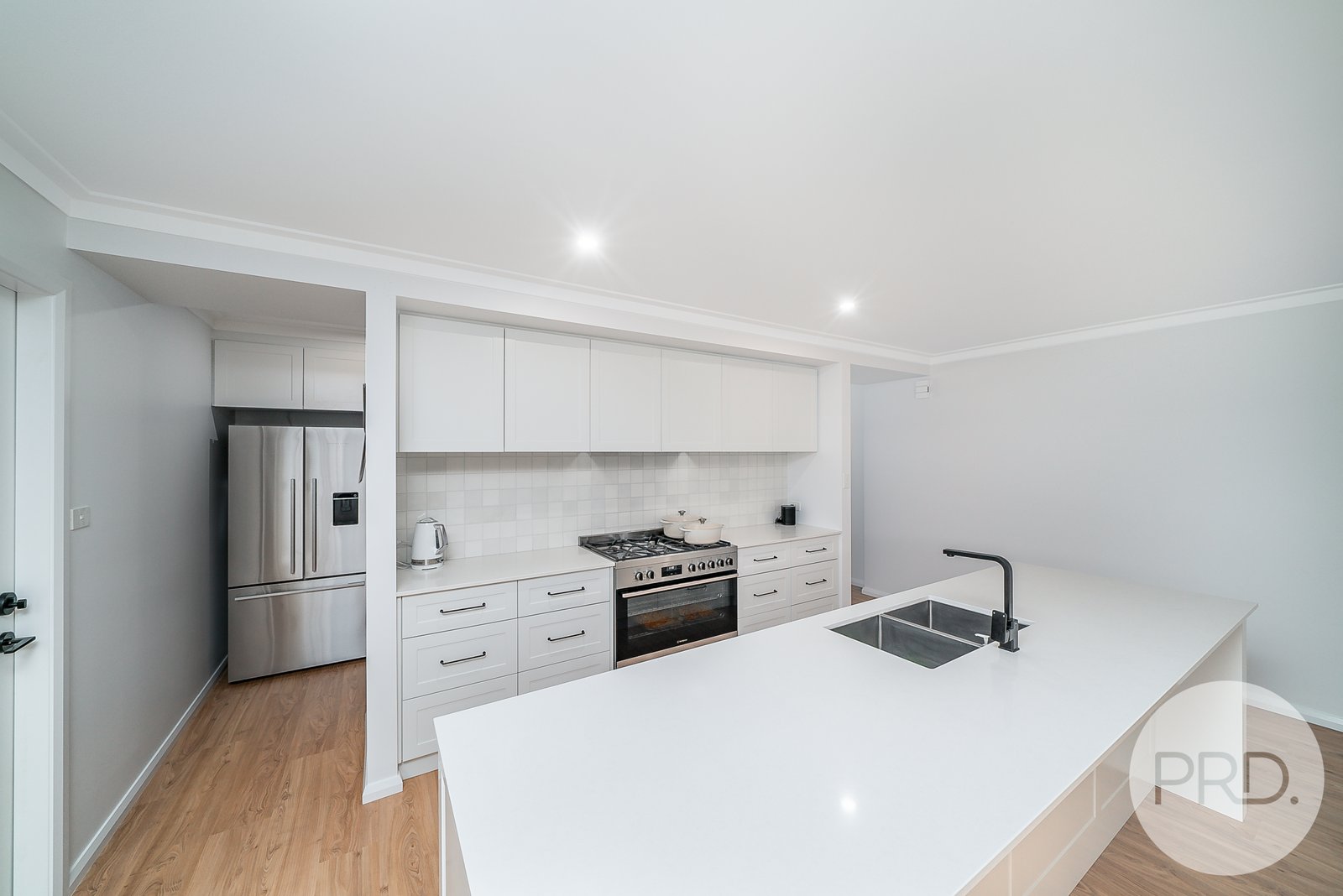 70 Coppabella Drive GOBBAGOMBALIN 16