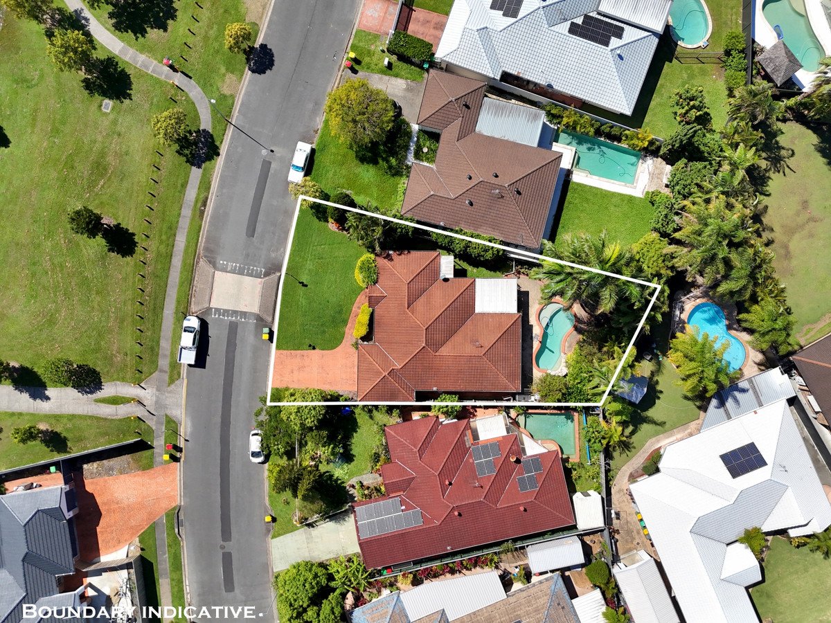 70 Coronet Crescent Burleigh Waters 20