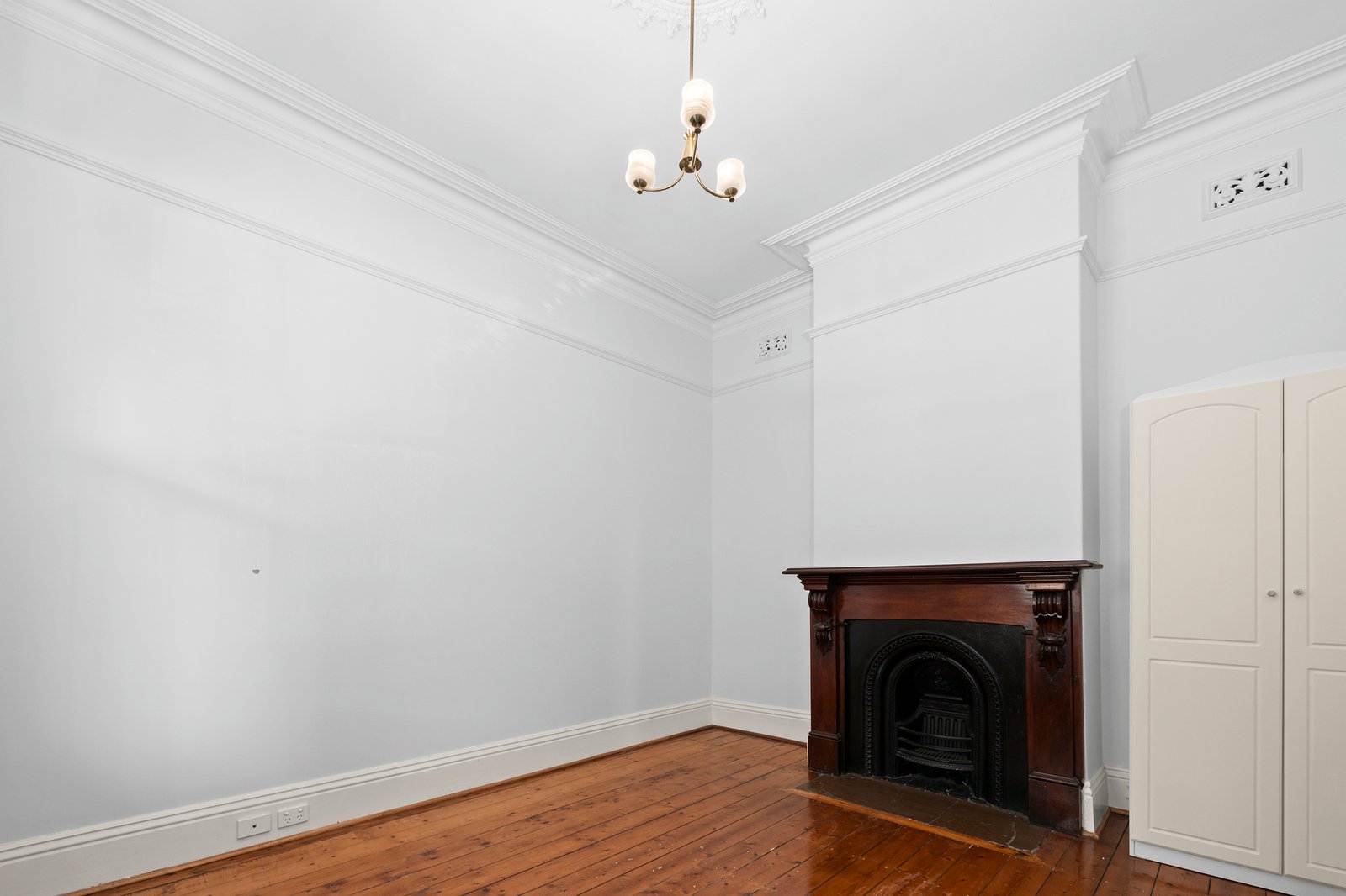 Gallery: 70 Edinburgh Street