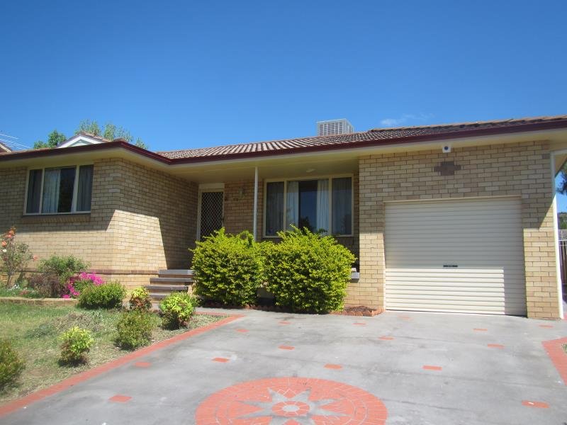 70 Edward Street TAMWORTH 1