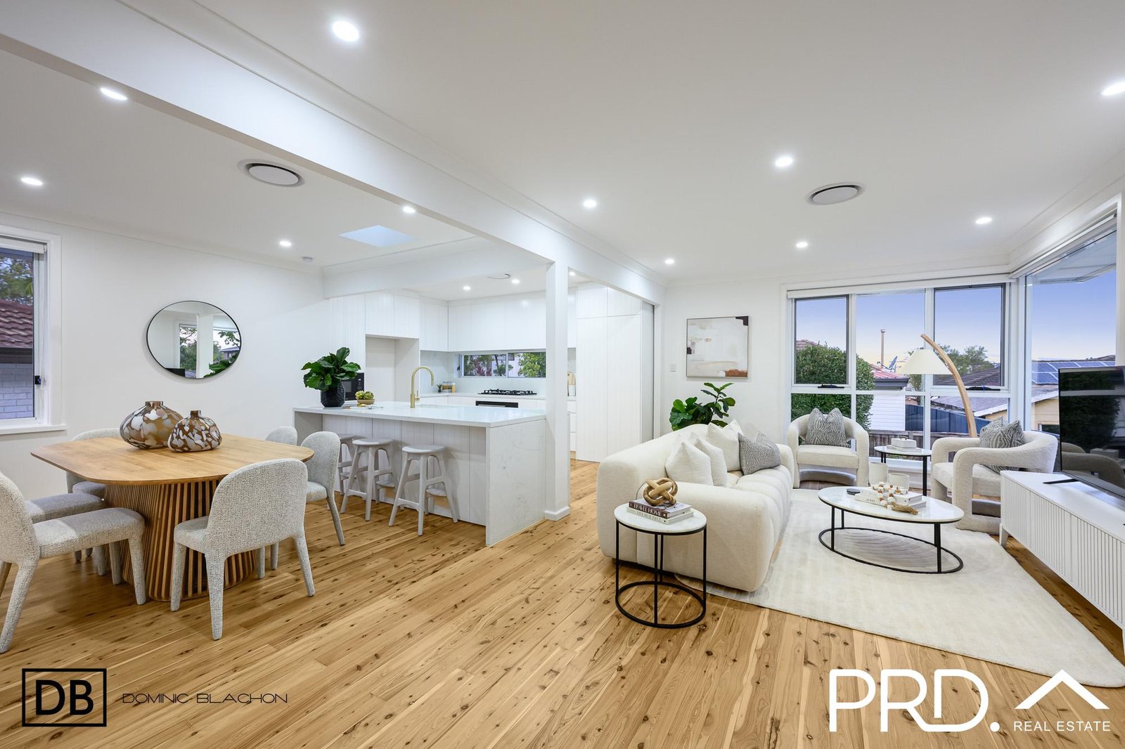 70 Ellesmere Street PANANIA 2