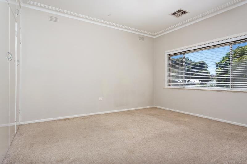 70 Grove Street KOORINGAL 2