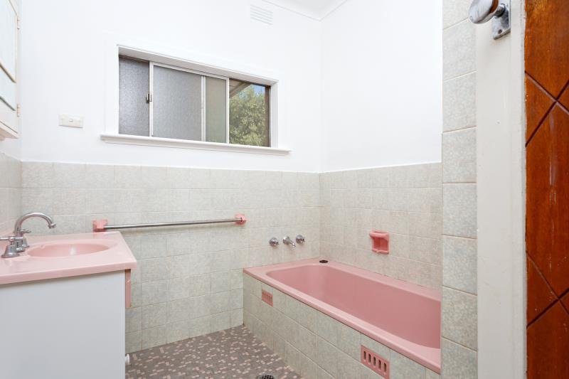 70 Grove Street KOORINGAL 5