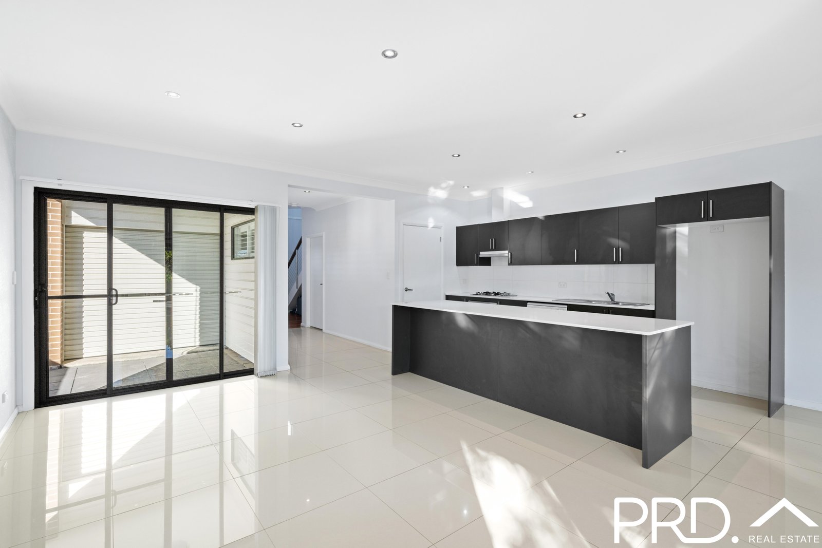 70 Hinemoa Street PANANIA 2