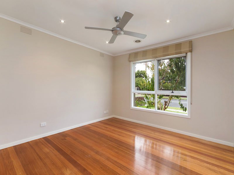 Gallery: 70 Kingsclere Avenue