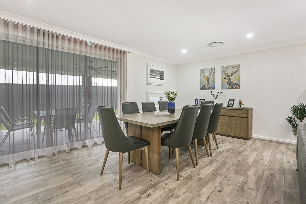 70 Lockheed Hudson Drive HORSLEY 5