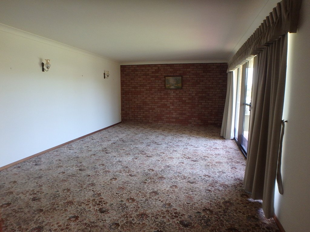 70 Lord Street LAURIETON 2