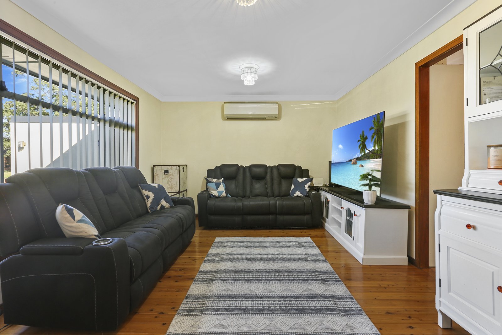 70 Maple Street ALBION PARK RAIL 2