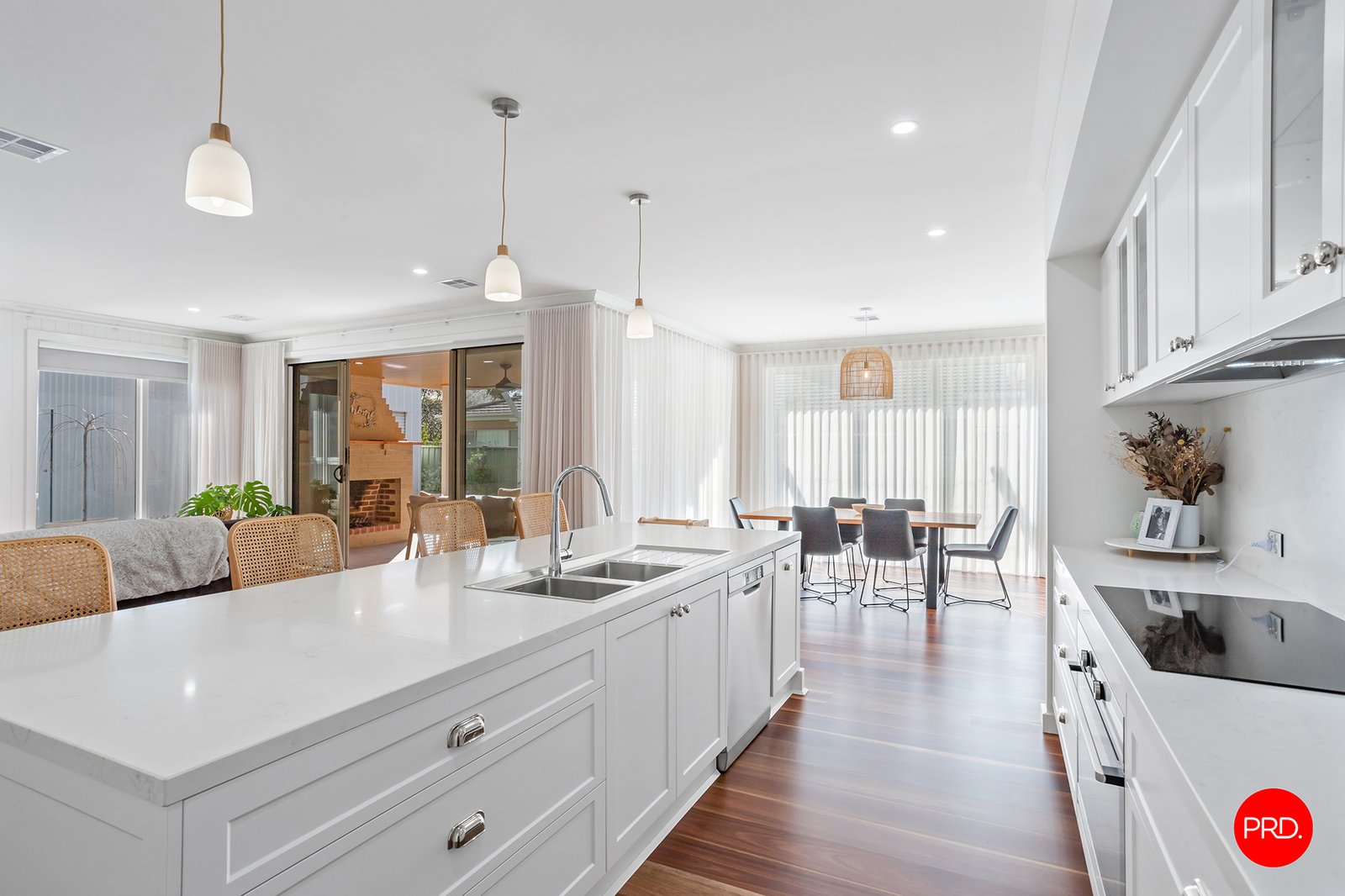 70 Marnie Road KENNINGTON 9