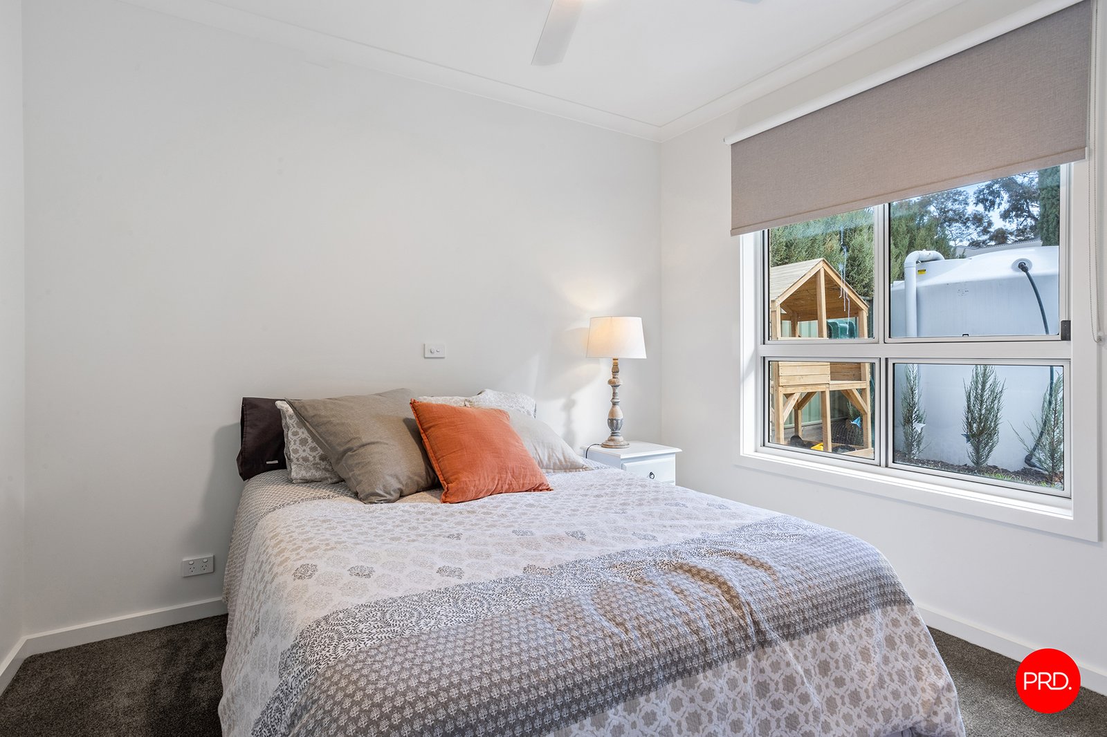 70 Marnie Road KENNINGTON 16