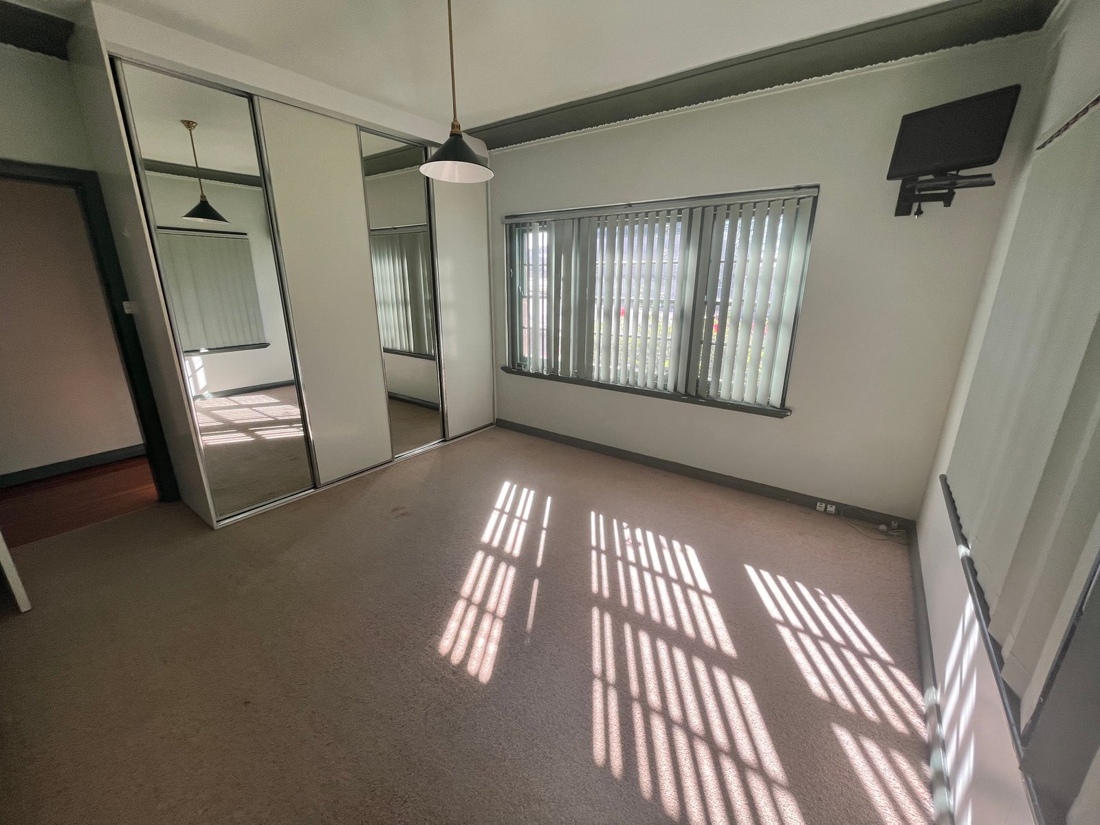 70 Mathews Street TAMWORTH 3