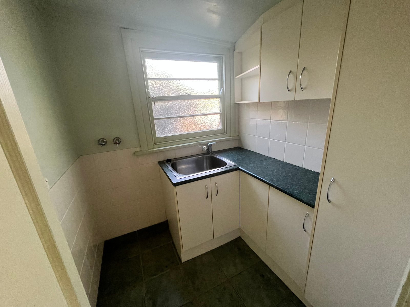 70 Mathews Street TAMWORTH 8