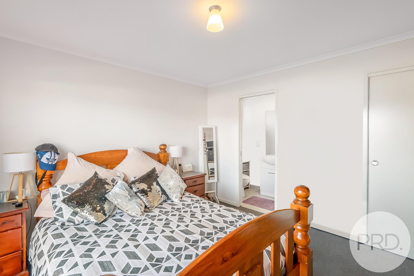 70 Menin Drive BRIGHTON 19