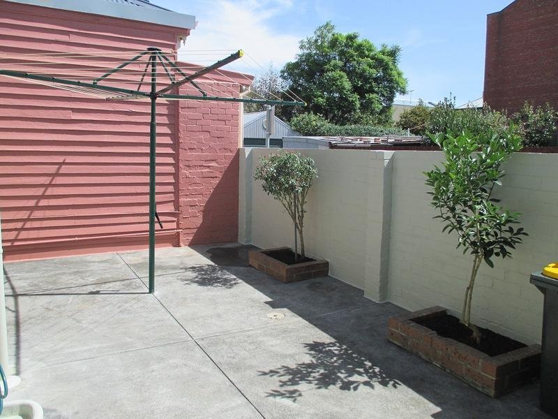 Gallery: 70 Merton Street