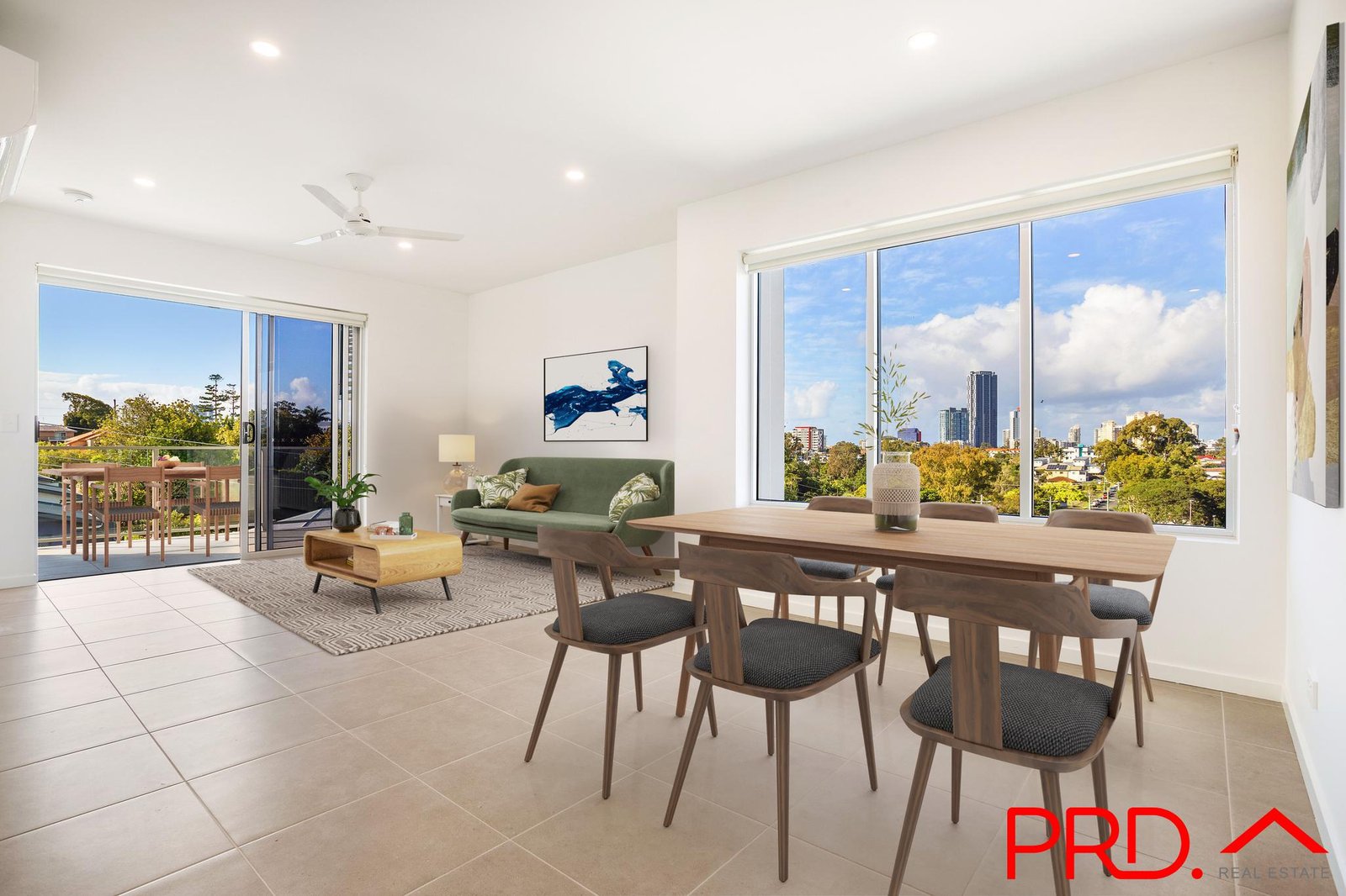 70 Minnie Street SOUTHPORT 2