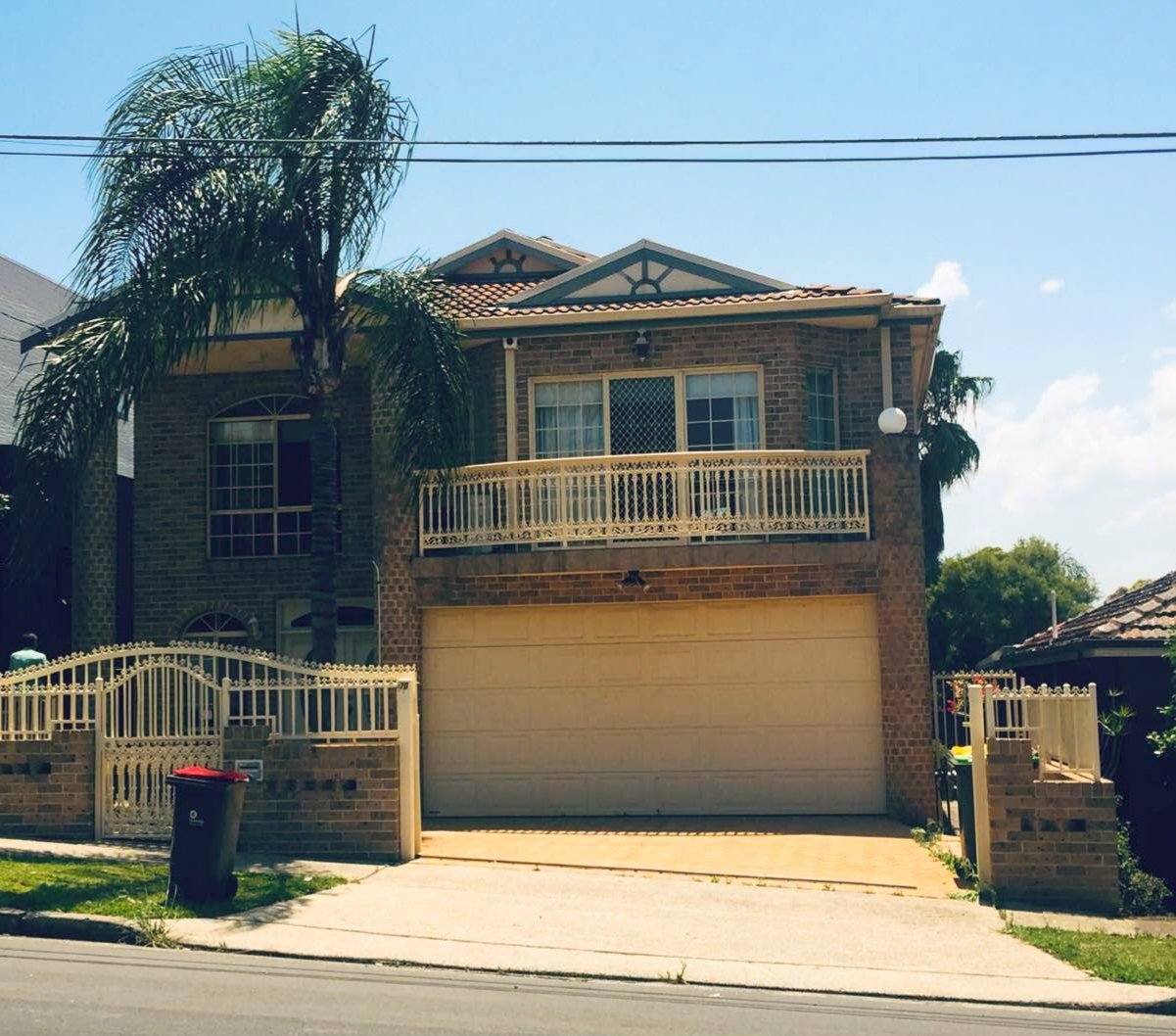 70 Moore St  HURSTVILLE 1