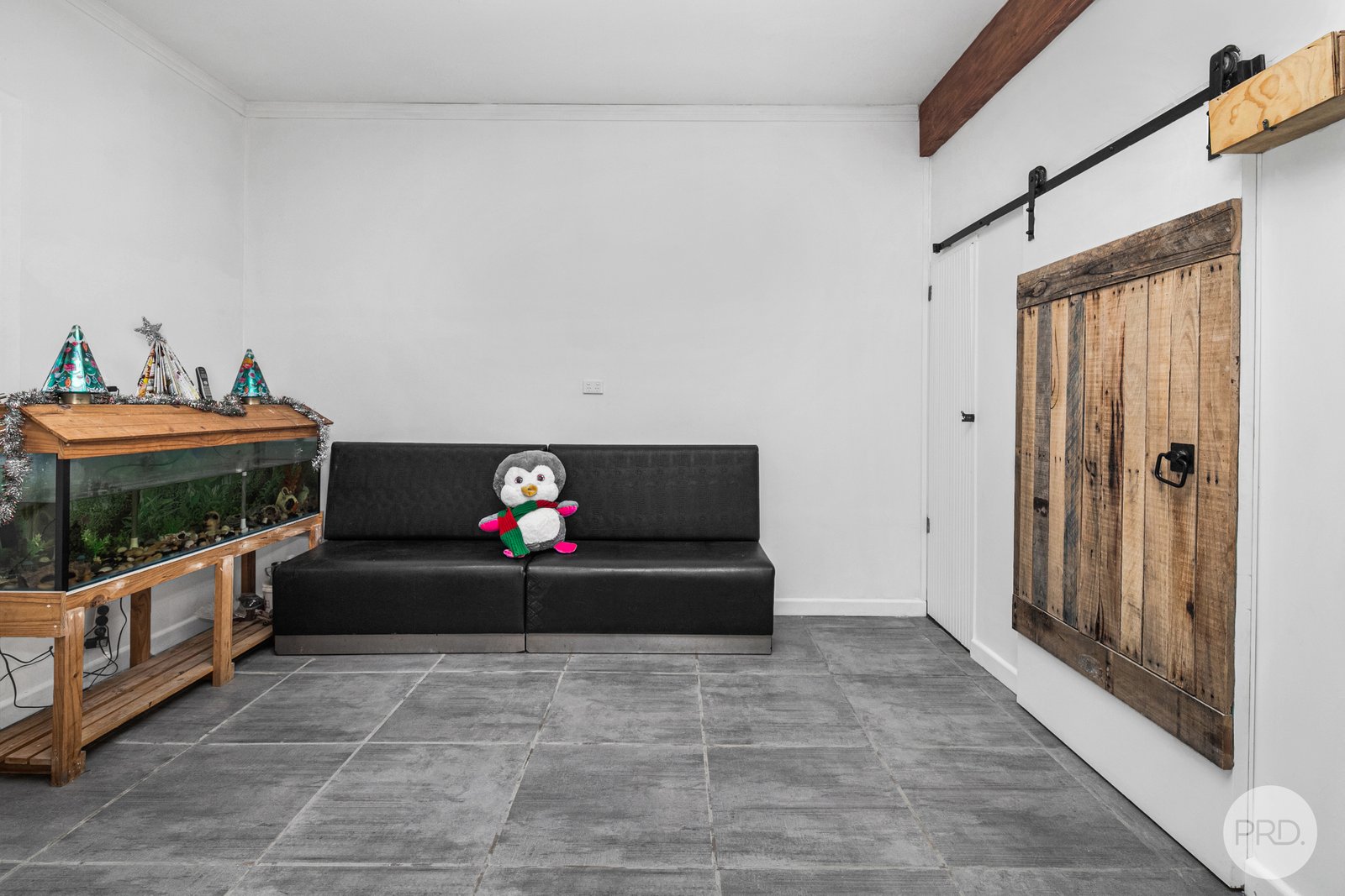 70 Moppianimum Road SCARSDALE 8