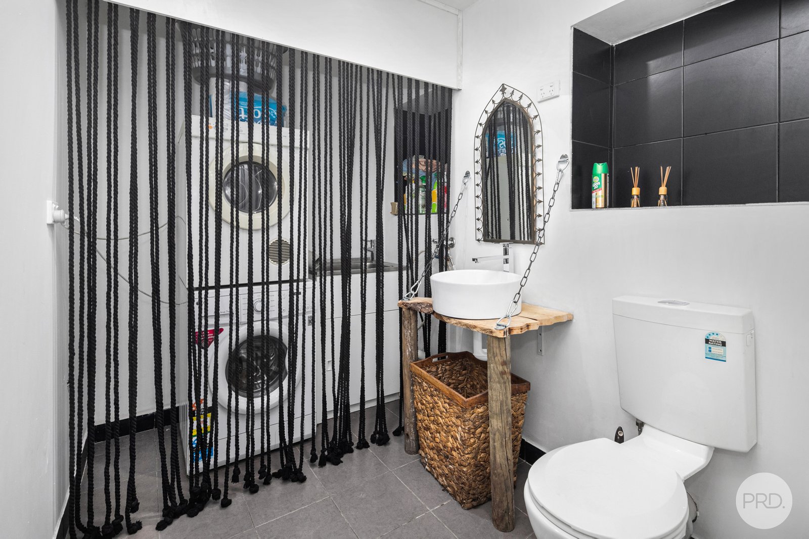 70 Moppianimum Road SCARSDALE 10