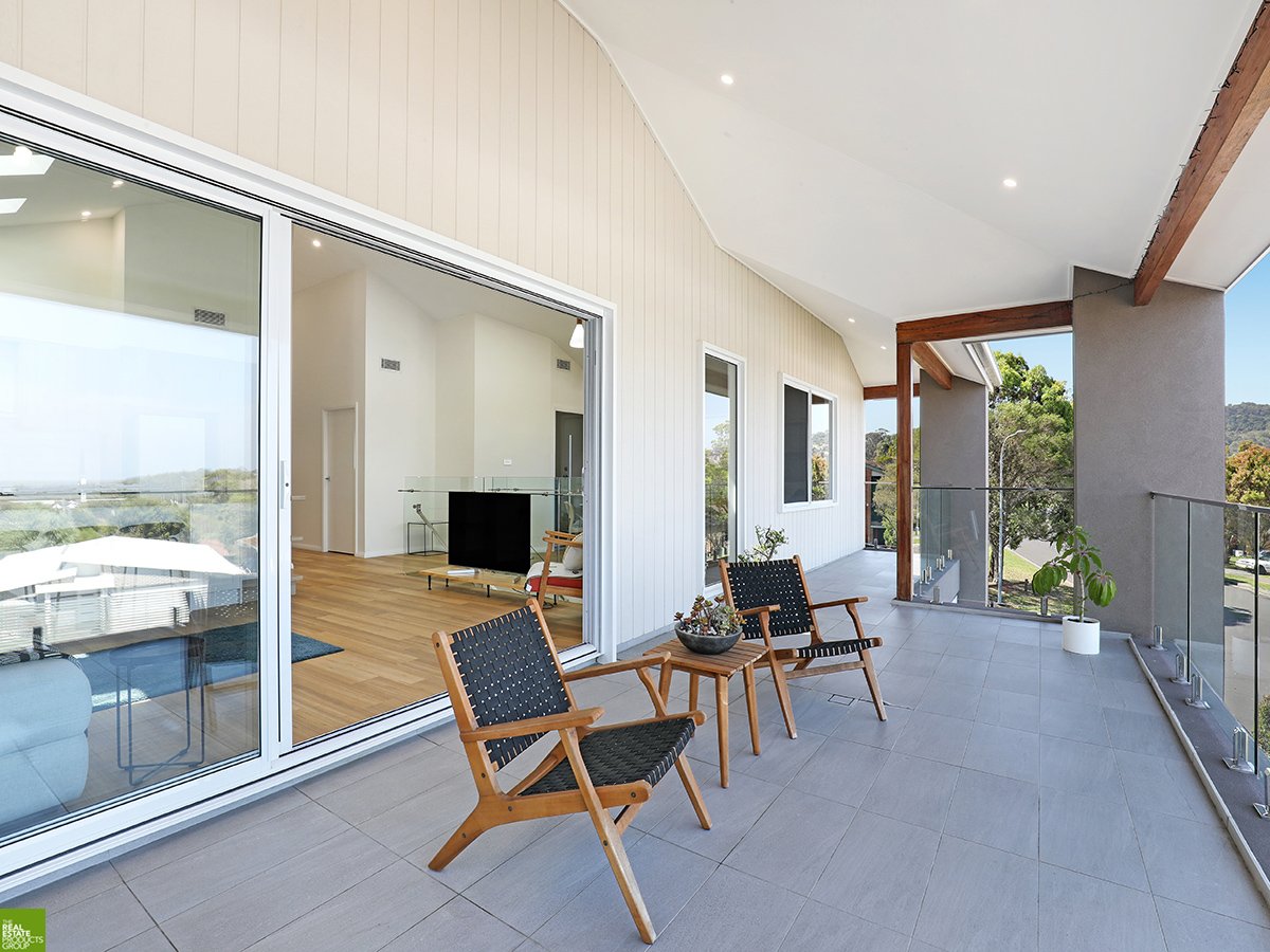 70 Nannawilli Street BERKELEY 7