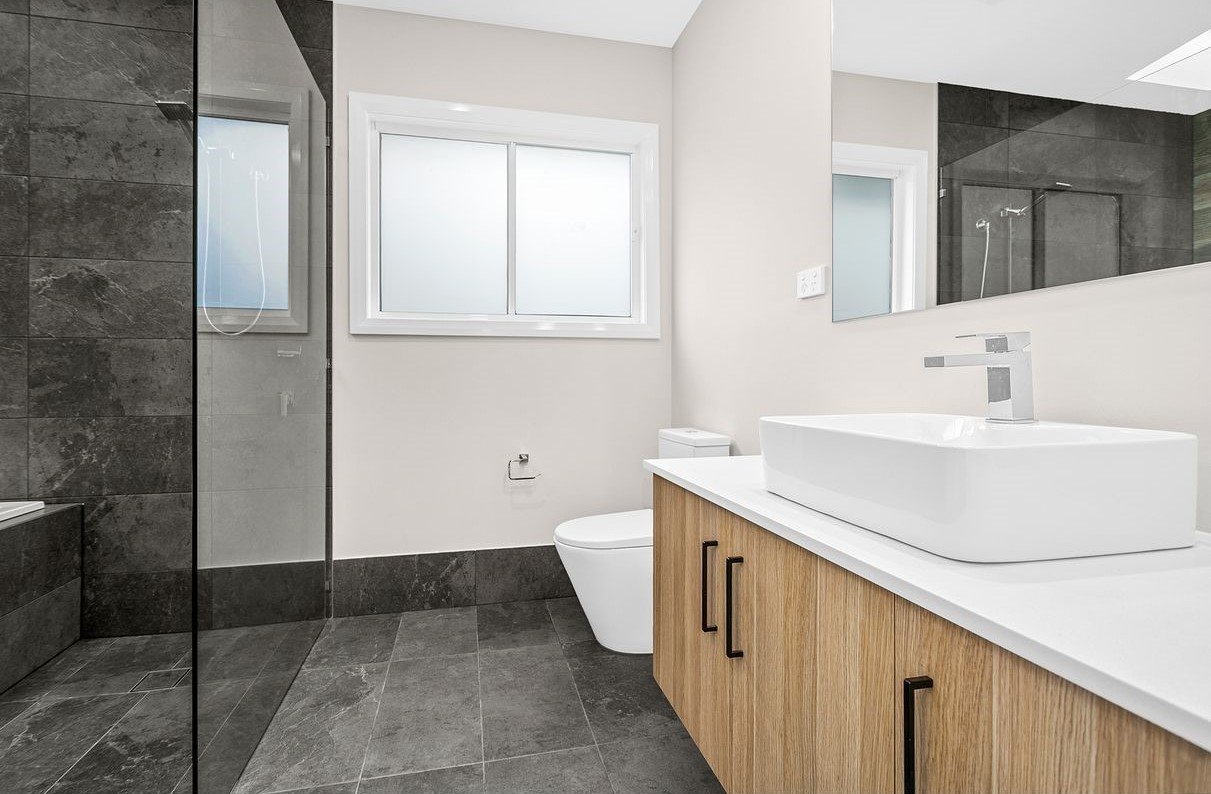 70 Nannawilli Street BERKELEY 10