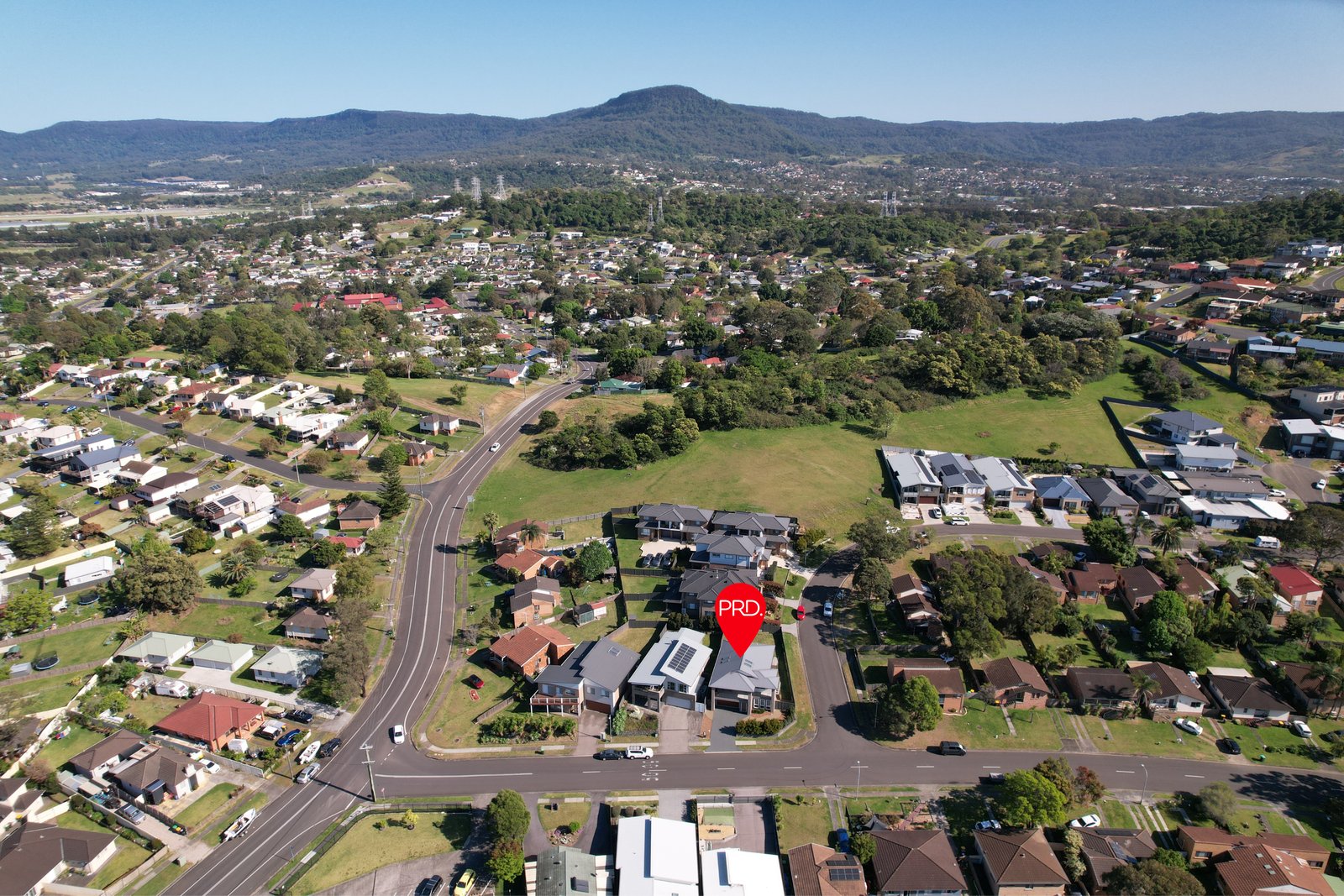 70 Nannawilli Street BERKELEY 11