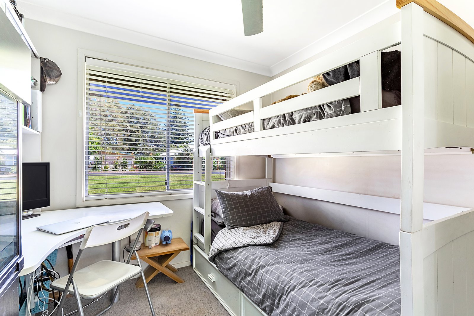 70 Pacific Avenue ANNA BAY 12