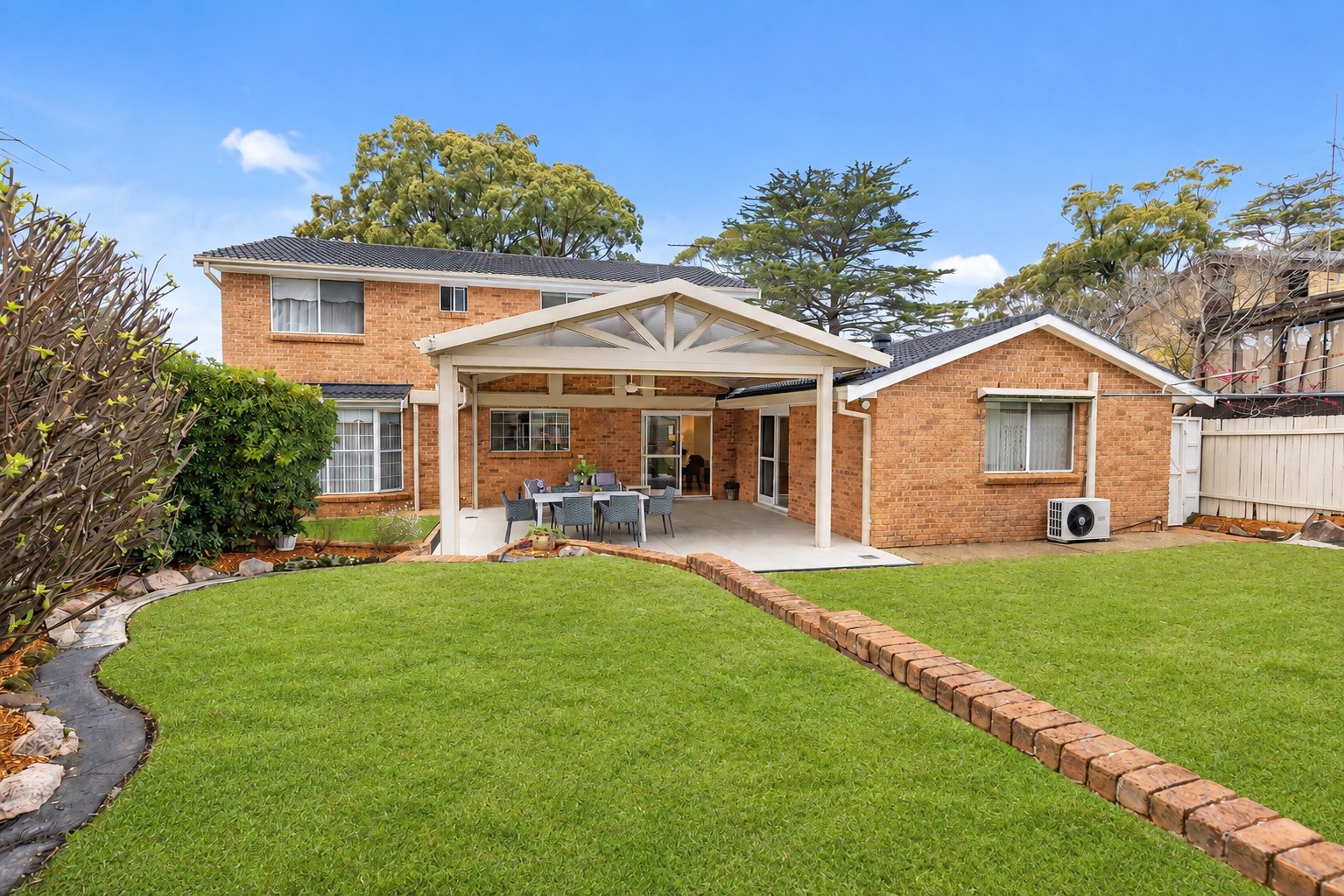 70 Rainbow Parade PEAKHURST HEIGHTS 11