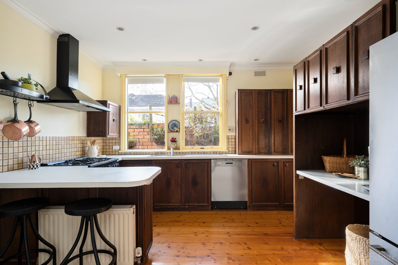 Real Estate and Property in 70 Rochester Road, Balwyn, VIC