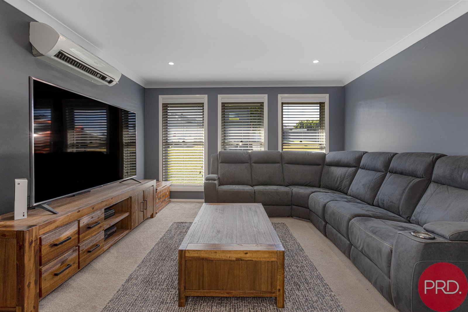 70 Saddlers Drive GILLIESTON HEIGHTS 8