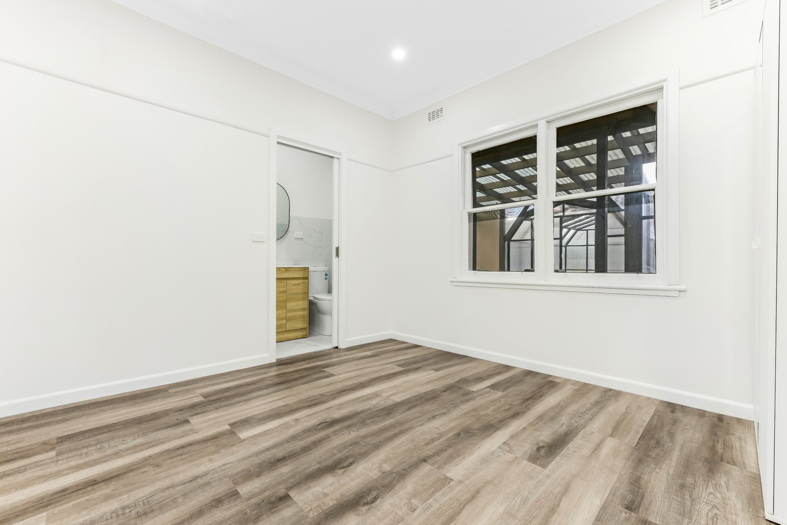 Gallery: 70 Scotsburn Avenue
