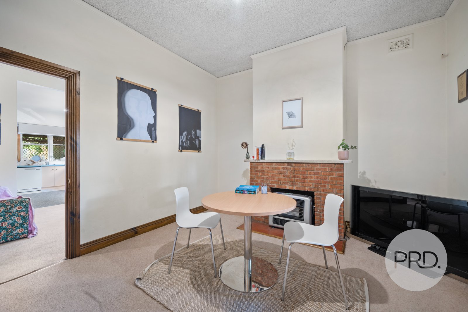 70 Simmons Street WAGGA WAGGA 4