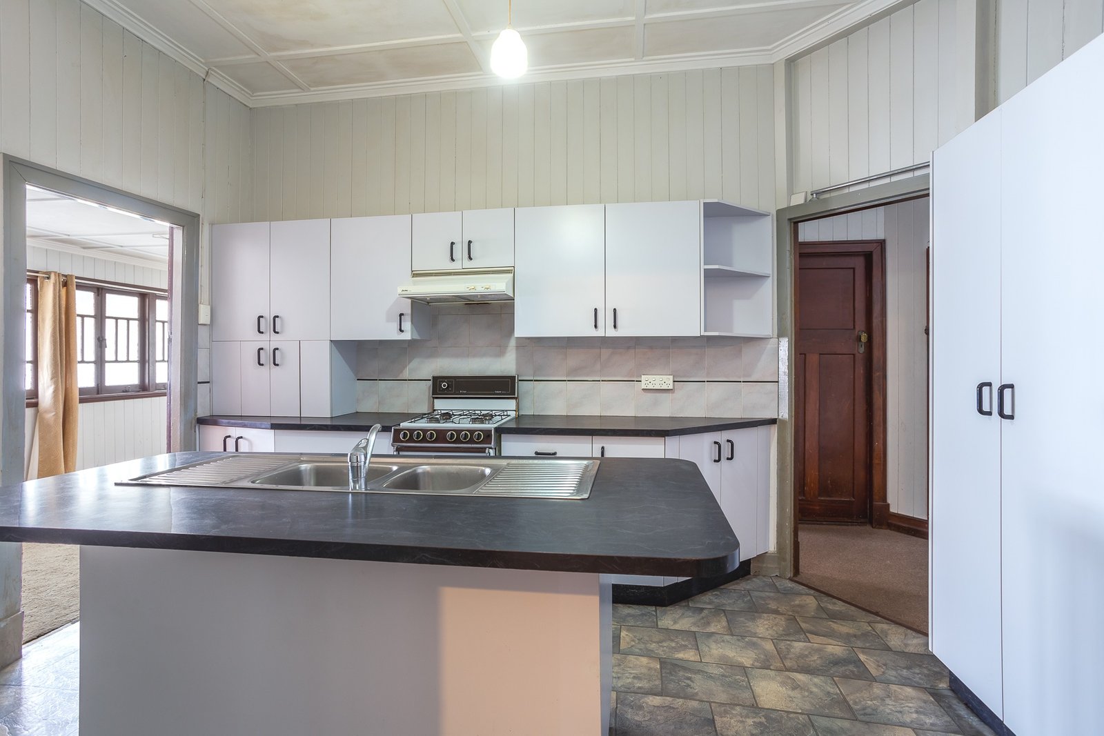 70 Stafford Road GORDON PARK 5