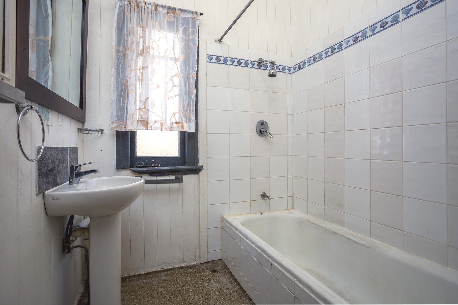 70 Stafford Road GORDON PARK 7