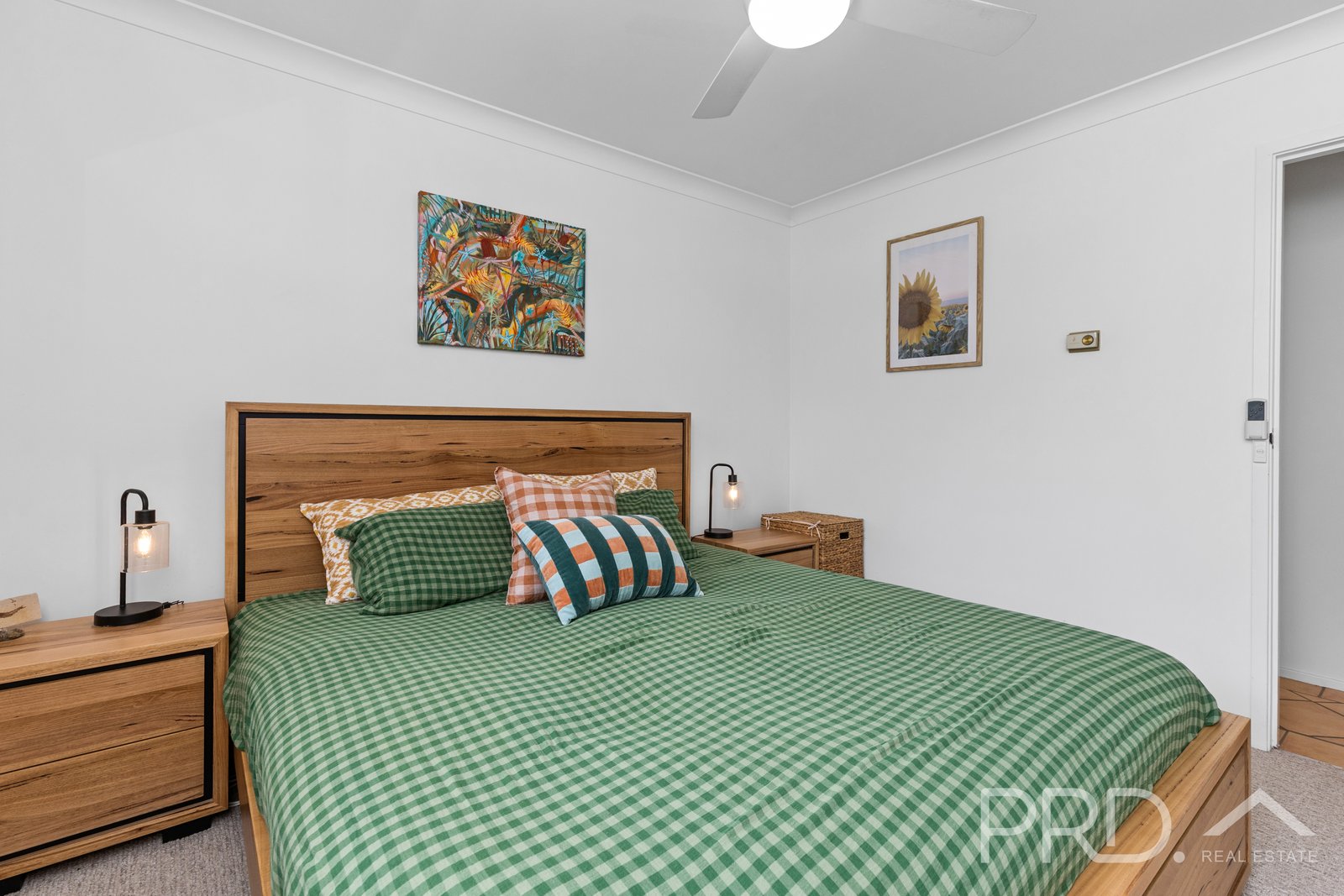 70 Sydney Street TUMUT 10