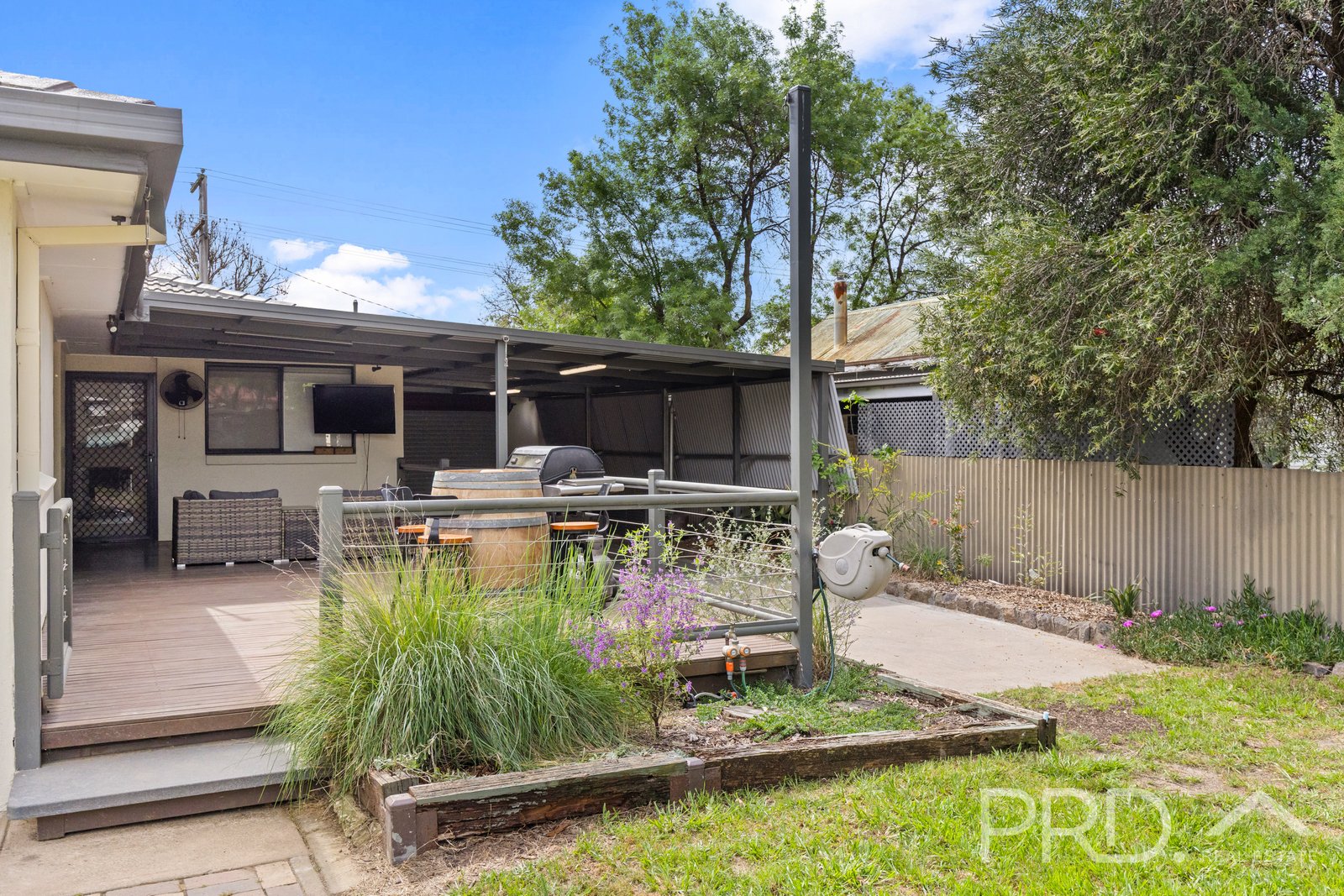 70 Sydney Street TUMUT 19